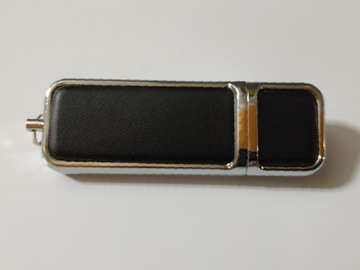 Memoria USB de cuero